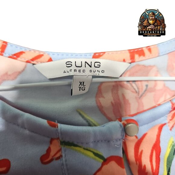 SUNG floral tank top  w/ buttons at neck XL - Picture 3 of 4